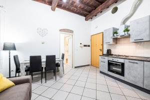 The Luxor Suites - Rosina