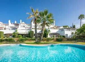 Aloha Royal Marbella, 2BR Wonderful apartament in Nueva Andalucia - Istán