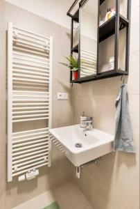 New condo with free parking in a garage