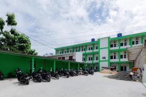 RedDoorz Syariah near Institut Teknologi Sumatera ITERA Lampung