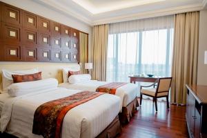 The Sunan Hotel Solo