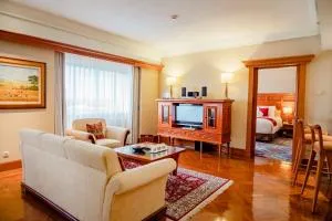 桑南索罗酒店 - 梭罗