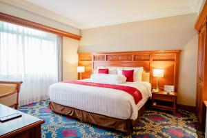 The Sunan Hotel Solo