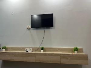 Royal orbit studio