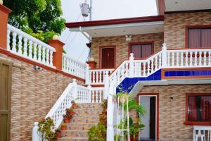 RedDoorz Plus at Billys Resort Oslob