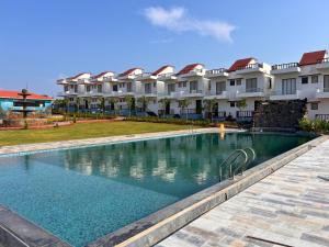 Baywatch Resort Bhogave Beach