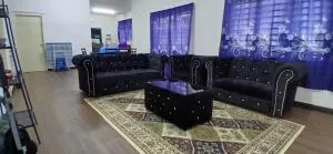 Humaira Homestay - Mantin