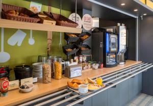 Hotels B&B HOTEL Troyes Barberey : photos des chambres