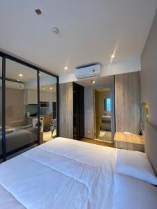 Comfort room with seaview panorama pool