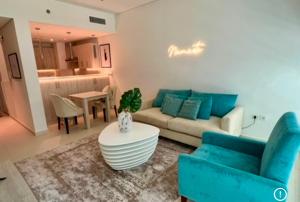 1 Bedroom by the beach with free Rooftop pool access