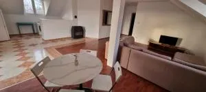 Banjica kuća apartman - Jajinci