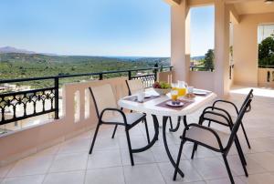 Iconic Villa with private pool and sea view