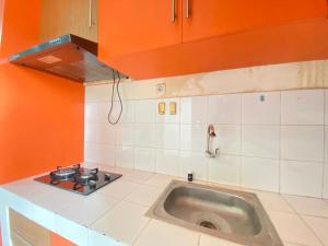 Spacious Studio Apartment at Gateway Ahmad Yani Cicadas by Travelio