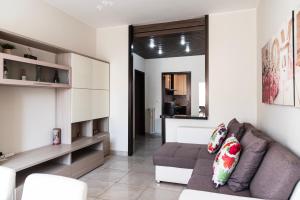 Youhosty - Populonia 10