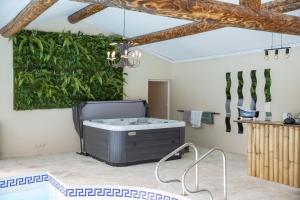 superb prestige property with indoor heated swimming pool, seminar room and tennis court in mouries, in the alpilles in provence – 16 people