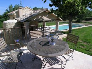 Villas very beautiful and charming 18th century estate in bonnieux, luberon area, in provence - 8 personnes : photos des chambres