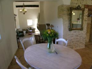 Villas very beautiful and charming 18th century estate in bonnieux, luberon area, in provence - 8 personnes : photos des chambres