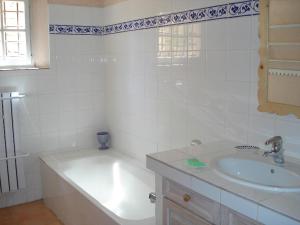 Villas Mas Chamarel a Sanary-sur-Mer au milieu des vignes et oliviers : photos des chambres