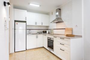 Home2Book Ocean Views & Terrace Steps to the Beach