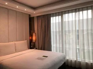 Penthouse Hotel and Residences 407 - Dau