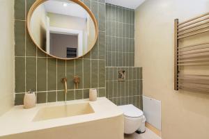 Koukaki Jacuzzi Retreat