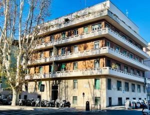 Rome Riverside Retreat