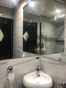 Modern apartment centre ville