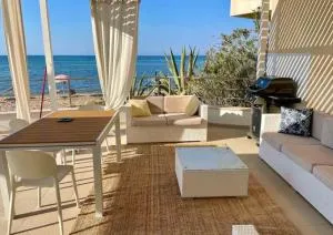 BeachFront Casuzze - Villaggio Azzurro