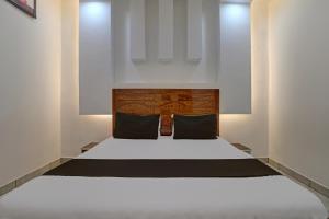 Hotel O Rudra