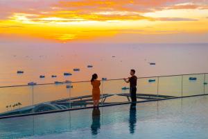 Luna Sol Apartment - Sunset & Firework Signature