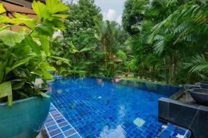 Meraya Villa with Private Pool Near Nai Harn Beach