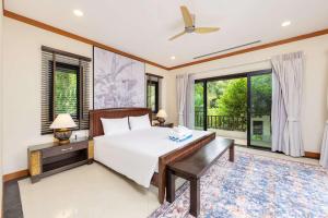 Meraya Villa with Private Pool Near Nai Harn Beach