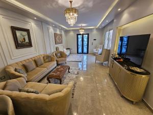 Private villa near alex airport -for families only