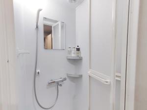 26 新宿中心2卧室 超级商圈 交通枢纽 早稻田大学 东新宿车站8分钟 最大5人 Shinjuku center 8 mins to ST 5P Maxs 直达新宿 涉谷 表参道 品川 池袋 上野 代代木 银座 原宿