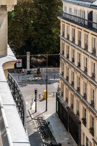 Hotels Hotel Perreyve - Jardin du Luxembourg : Chambre Deluxe Double ou Lits Jumeaux