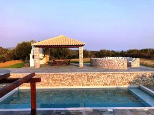 Kbel sea view Villa private pool sleeps8 garden