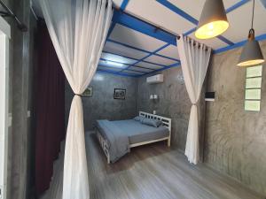 Baan Thabthong Homestay (บ้านทับทอง โฮมสเตย์)