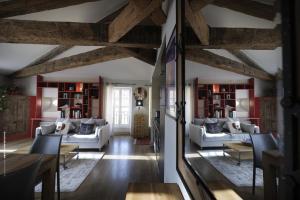 Le Petit Marché, centre ville, LR128