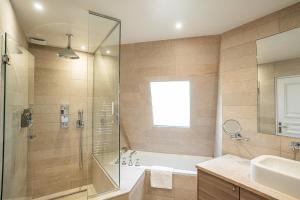Hotels Hotel Perreyve - Jardin du Luxembourg : photos des chambres
