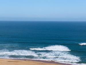 Beach Front Holiday Apartment, Stella Maris, Beach Road, Amanzimtoti