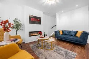 12 min to Airport - Free parking - Timperley