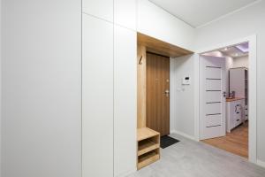 Racjonalizacji Stylish Apartment by BookingHost