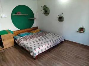 Tales of Guwahati 1BHK - Unit I -AC extra 300 - Pakariāmukh