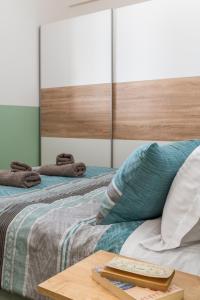 Bright Apartment in Athens City Center 2 Bedrooms with Terrace