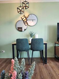 Lil Olive Spot at SOHO Central Condo in front of Edsa Shangri-la Mall