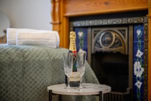 Cosy well-connected 3-bed house