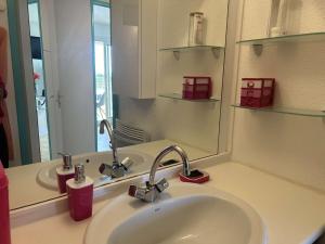 SP300-133 Appartement 2 pièces SAINT PIERRE LA MER