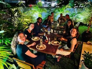 Star Eyes Hostel - 米迪加马东