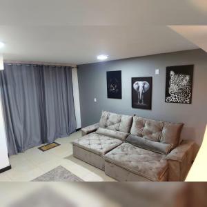 Casa duplex em condomínio de alto padrão , localizado em escarpas do lago Capitólio MG