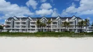 Surfers Horizons - Palm Beach